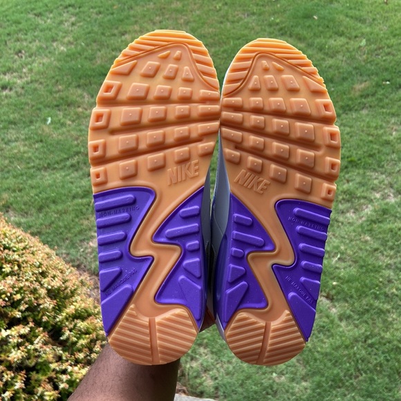 Nike Air Max 90 White Action Grape Women’s Size 8.5 Sneakers - Picture 8 of 13